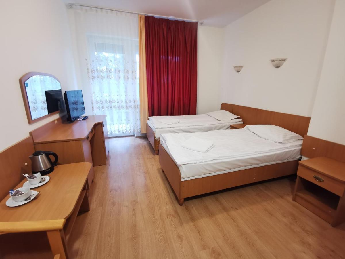 Podkowa Villa Police Ngoại thất bức ảnh