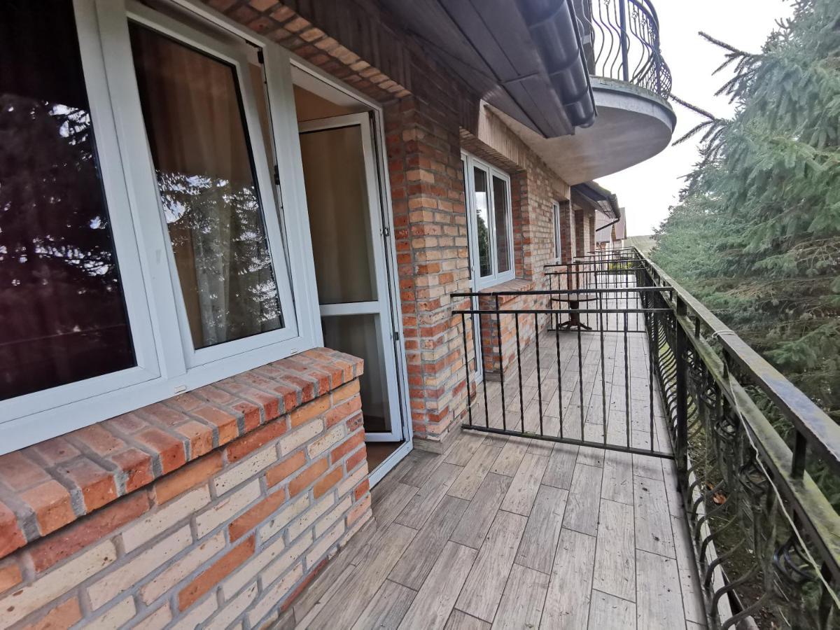 Podkowa Villa Police Ngoại thất bức ảnh